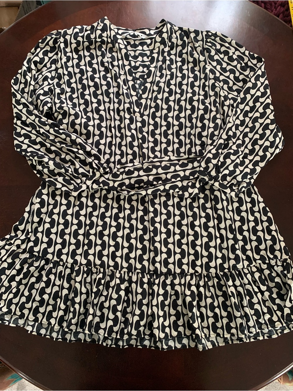 ZARA Black & White Geometric Print V-Neck Oversized belted Tunic/Dress